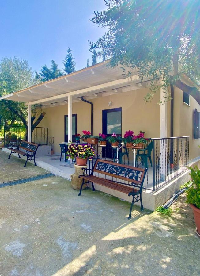 Chalet Del Girasole Castellabate Extérieur photo